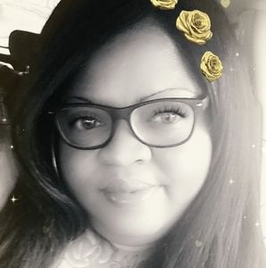 Meet your Posher, Toya